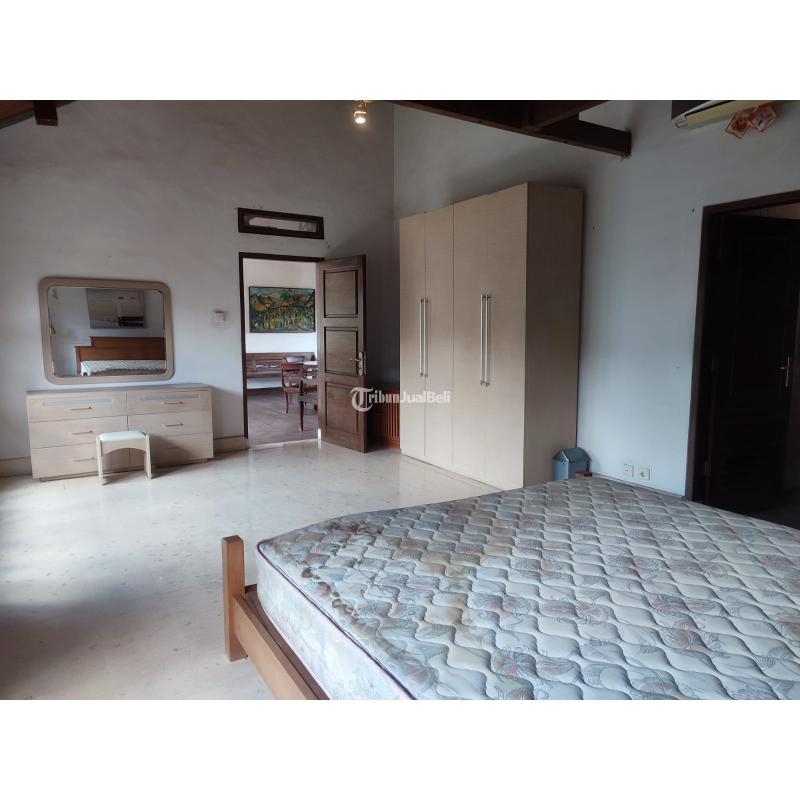 Jual Rumah Besar Ada Kolam Renang Baru Luas 1750 m2 Dekat Kawasan Bisnis Puputan - Denpasar