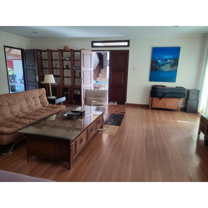 Jual Rumah Besar Ada Kolam Renang Baru Luas 1750 m2 Dekat Kawasan Bisnis Puputan - Denpasar