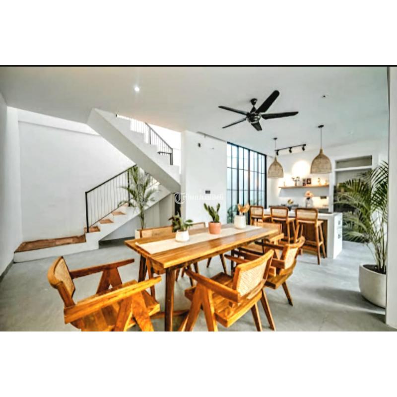 Villa Luas 190 m2 Baru Cantik Di Munggu Bali Hanya 10 Menit Ke Canggu - Tabanan