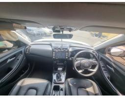 Mobil Hyundai Creta Prima IVT Two Tone Roof CVT Tahun 2022 - Jakarta Pusat