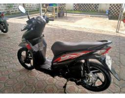 Motor Honda Beat Fi Bekas Tahun 2013 Warna Hitam Kondisi Aman - Banjar 