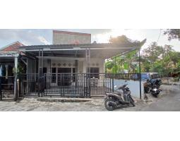 Dijual Rumah Second 2 Lantai 3KT 2KM SHM Dekat Jalan Cangkringan Sleman - Jogja