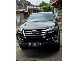 Mobil Toyota Fortuner VRZ Matic Diesel 2016 Bekas - Jogja