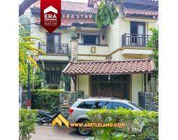 Jual Rumah Bekas Luas 276 m2 di Jl. Widya Chandra, Senayan, Kebayoran Baru - Jakarta Selatan