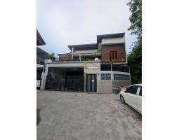 Jual Rumah Induk Dan Homestay Bangunan Baru Dan Fully Furnish Luas 330 m2 Di Banguntapan - Bantul