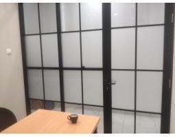 Jasa Pemasangan Sticker Kaca Sandblast untuk Kantor - Jakarta Utara