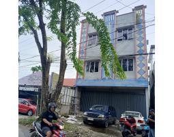 Dijual 2 Unit Ruko 3 Lantai Jalan Harga Murah LB45 m2 SHM - Pontianak 