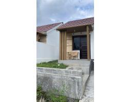 Dijual Rumah dengan Suasana Tenang Alam Bali di Jalan Mambang Tengah 2KT 1KM SHM - Tabanan 