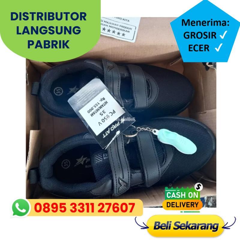  Sepatu Sekolah Anak - Mojokerto 