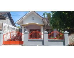 Dijual Rumah Cantik, LT. 128m2, LB. 36m2, SHM, Siap Huni, Akses Mudah, dekat Jl. Wonosari, Sleman - Yogyakarta