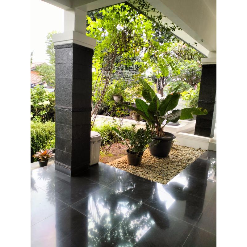 Dijual Rumah Mewah Semi Furnished Tipe 400 4KT 4KM - Bogor 
