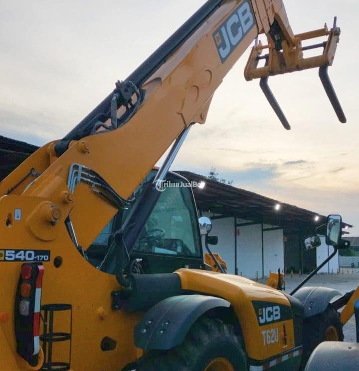 Rental Alat Berat Telehandler JCB - Gresik