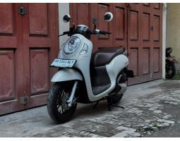 Dijual Motor Bekas, Honda Scoopy Prestige, Tahun 2024, Warna  White Doff, Pajak On, Surat Lengkap - Medan