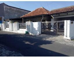 Dijual Rumah Second, 4KT, 3KM, SHM, Hadap Utara, Tengah Kota, Serengan - Solo