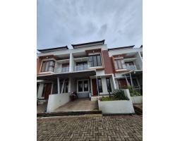 Dijual Rumah, LT. 72m2, LB. 66m2, SHM 2KT, 2KM, Cluster Green Puri Residence, 4 menit dari Jl. AH.Nasution - Bandung