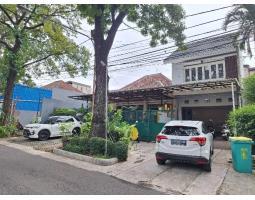 Dijual Rumah dan Cafe, LT. 437m2, LB. 250m2, Lokasi Premium dan Komersial Jl. Teuku Angkasa Dipati Ukur - Bandung 