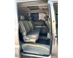 Mobil Bekas Toyota Alphard 2.4 G Tahun 2005 - Bondowoso