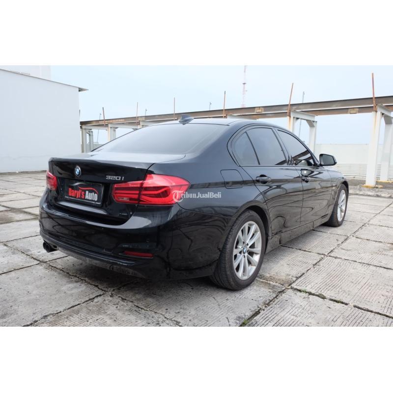 Mobil Bekas BMW 320i F30 LCI facelift Sport 2017 - Jakarta Utara