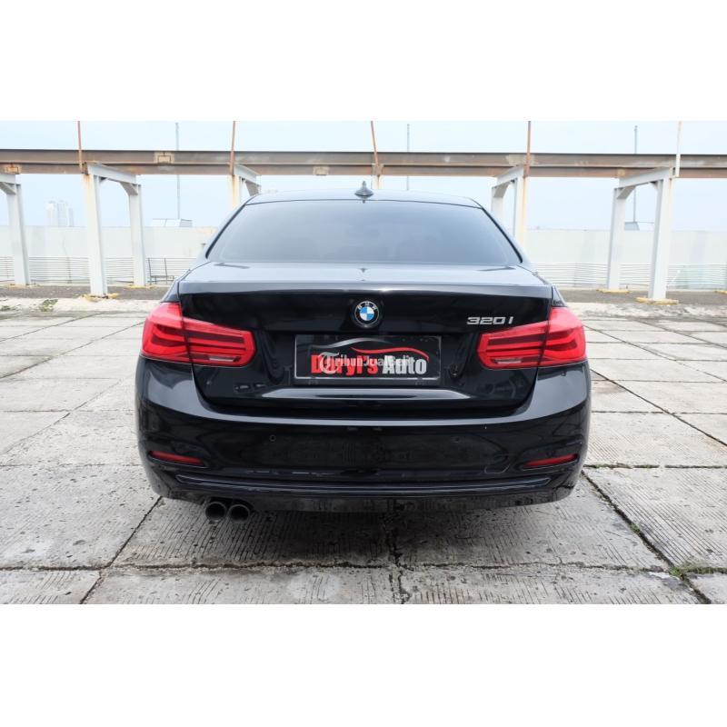 Mobil Bekas BMW 320i F30 LCI facelift Sport 2017 - Jakarta Utara