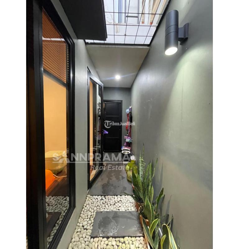 Jual Rumah Cantik Furnished Bekas Luas 76 m2 Di Private Cluster Dengan Spek Premium - Depok