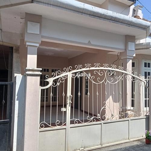 Dijual Rumah Nyaman di Teluk Pelabuhan Ratu Asri Strategis - Malang