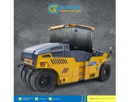 Pneumatic Roller XCMG XP165U Road Machinery yang Selalu Siap Kerja - Semarang 
