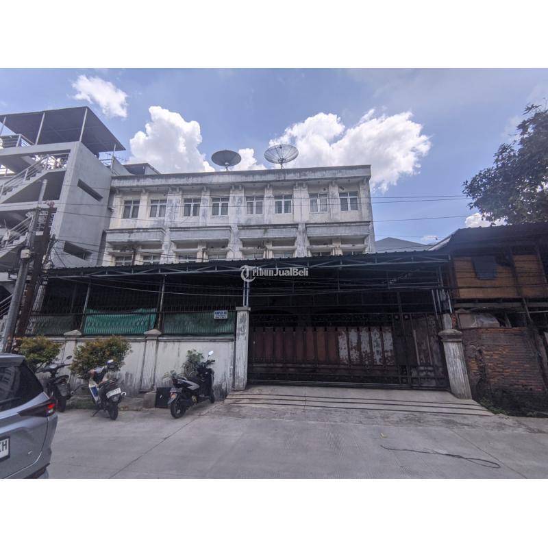 Jual Rumah Murah 3 Lantai SHM Tipe 612 Bekas Cash Only Di WIjaya Kusuma - Jakarta Barat