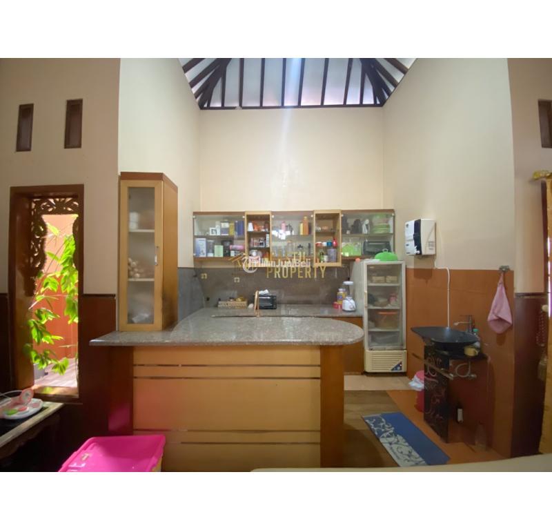 Jual Rumah Mewah Tanah Luas 887 m2 Dekat Stadion Sultan Agung, Strategis - Bantul