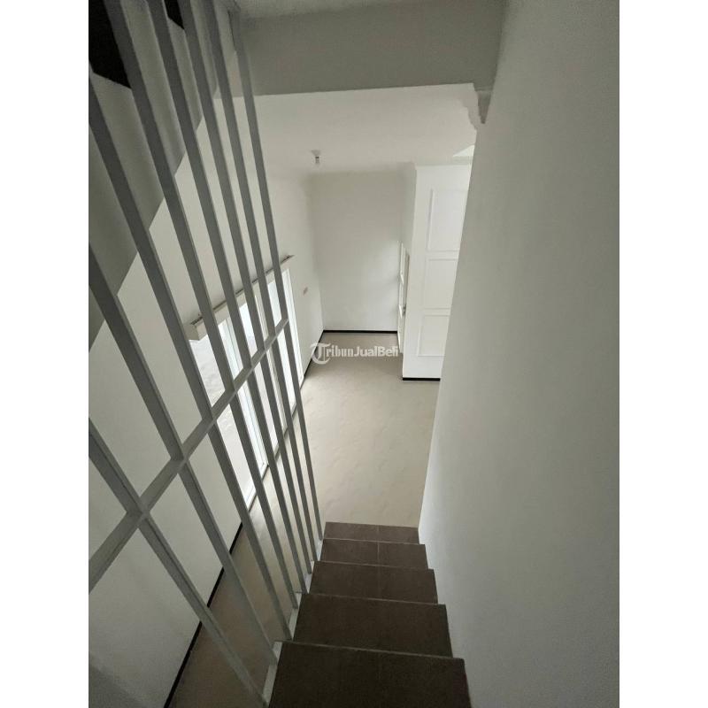 Dijual Rumah Minimalis 2 Lantai di Pakis Dekat Grand Mercure Tipe 104 3KT 2KM SHM - Malang