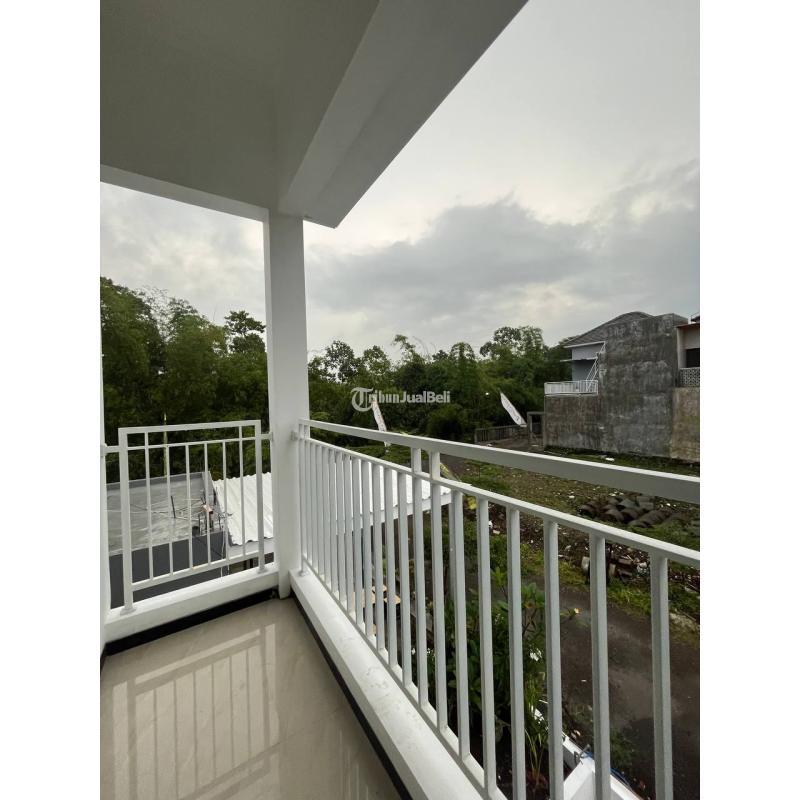 Dijual Rumah Minimalis 2 Lantai di Pakis Dekat Grand Mercure Tipe 104 3KT 2KM SHM - Malang