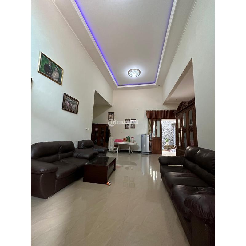 Dijual Rumah Joglo Full Jati, Lt. 472m2, Lb. 130m2, Shm, 5 Menit Ke Kampus UII, Di Sleman - Yogyakarta