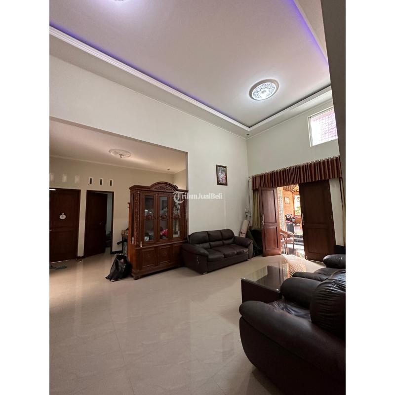 Dijual Rumah Joglo Full Jati, Lt. 472m2, Lb. 130m2, Shm, 5 Menit Ke Kampus UII, Di Sleman - Yogyakarta