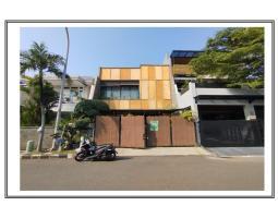 Dijual Rumah 2 Lantai SHM Cash Only di Pulau Bira, Permata Buana - Jakarta Barat