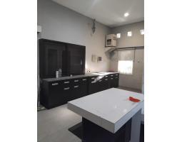 Disewakan Rumah PIK Mediterania Resort 3 Lantai Semi Furnished - Jakarta Utara