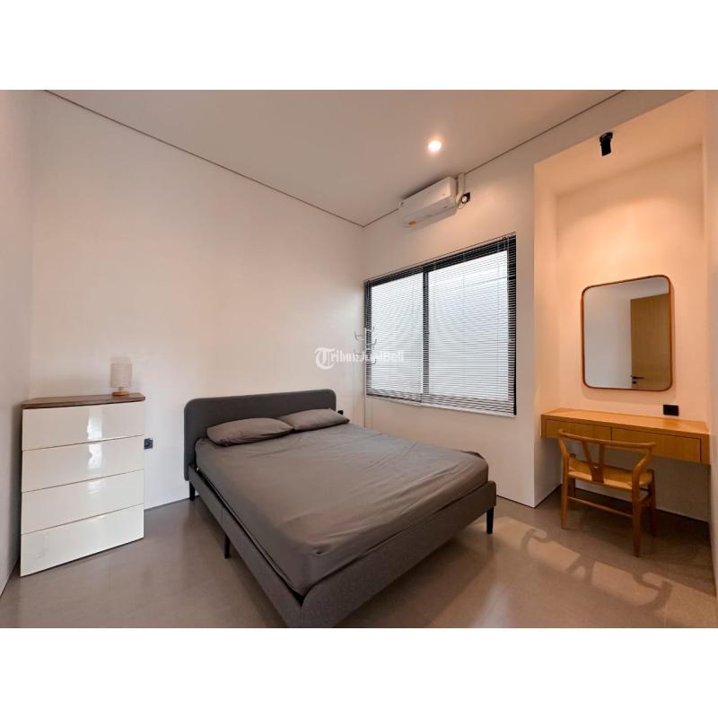 Dijual Rumah 2 Lantai Semi Furnished Tipe 180 4KT 2KM SHM - Sleman