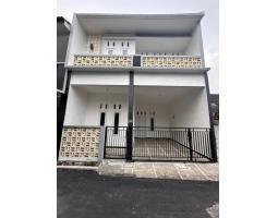 Dijual Rumah Baru 2 Lantai di Riung Tipe 210 4KT 2KM - Bandung