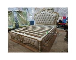 Tempat Tidur Ukir Mewah Klasik - Jepara