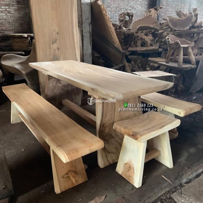 Meja Makan Trembesi Solid 200x100 Tanpa Sambungan - Jepara