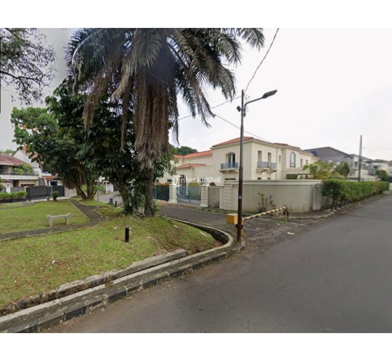 Dijual Rumah Mewah Hoek 2 Lantai di Lebak Bulus, Hanya 8 Menit ke Tol Fatmawati - Jakarta Selatan