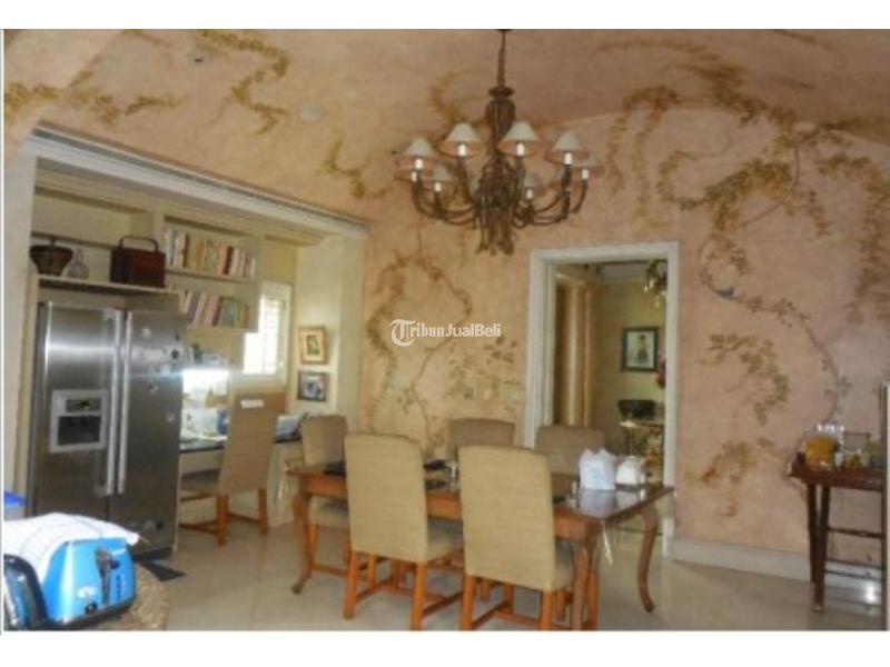 Dijual Rumah Mewah Hoek 2 Lantai di Lebak Bulus, Hanya 8 Menit ke Tol Fatmawati - Jakarta Selatan