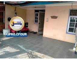 Dijual Rumah Cantik Tipe 300 Bekas di Harapan Indah - Bekasi 