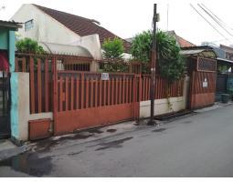 Jual Rumah 300 m2 Bekas Murah Siap Dihuni di Jalan Cipulir - Jakarta Selatan