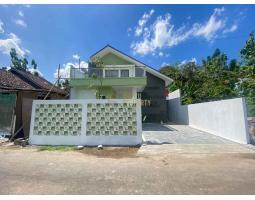 Jual Rumah 2 Lantai Tipe 80 Baru View Cantik Bukit Menoreh - Sleman