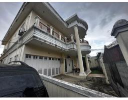 Dijual Rumah Mewah  Kostan di Jalan Pisangan Raya, Ciputat Timur - Tangerang Selatan