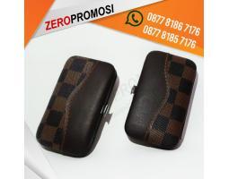 Manicure Set 7in1 Dompet Set Pembersih Kuku - Tangerang Kota