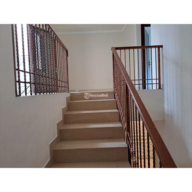 Jual Rumah Bekas Luas 234 m2 Strategis di Jalan Benda Shm - Jakarta Selatan