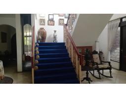 Jual Rumah Mewah Tipe 411 Bekas Shm di Jalan Gudang Peluru -Jakarta Selatan