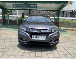 Mobil Bekas Honda HRV E 2018 Abu-abu KM 50rb - Surakarta