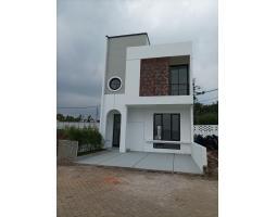 Dijual Rumah Hunian Minimalis Simple 2KT 2KM Tipe 60 SHM Dekat Kampus - Malang