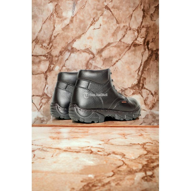 Supplier Safety Shoes Kulit - Banda Aceh